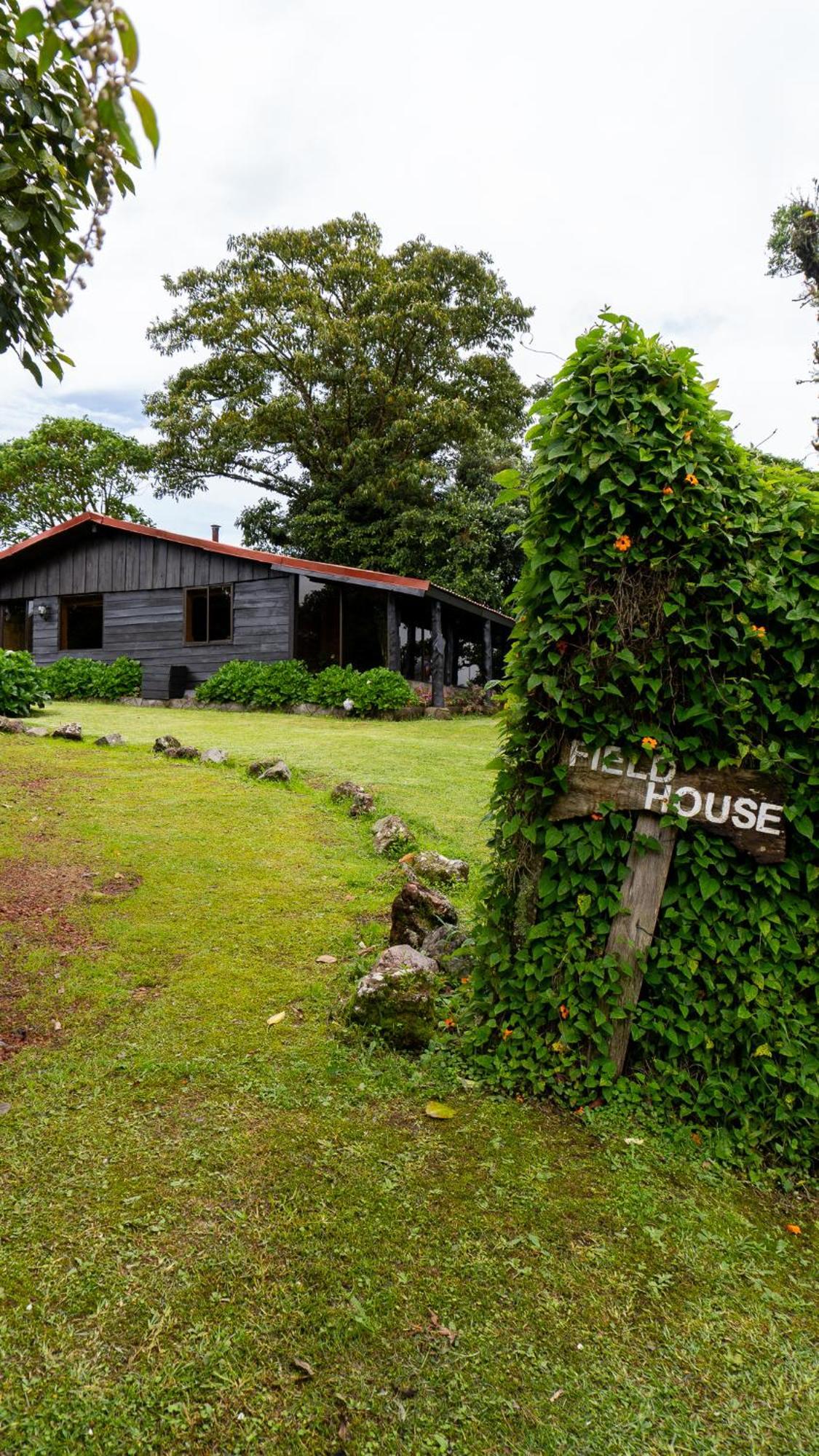 Poas Volcano Lodge Vara Blanca  Exterior foto